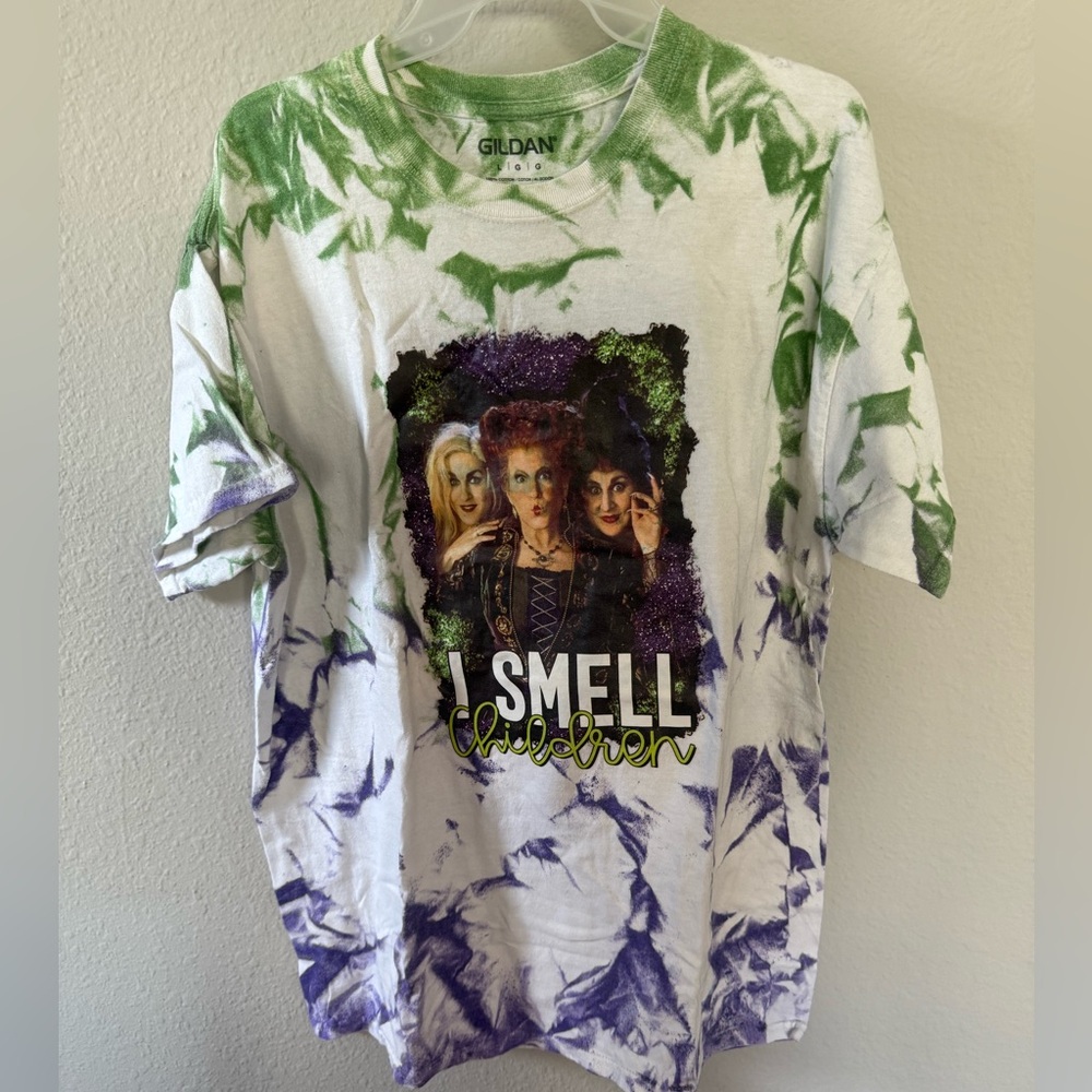 “I Smell Children” Gildan White, Green, and Purple Tie-Dye Graphic T-Shirt